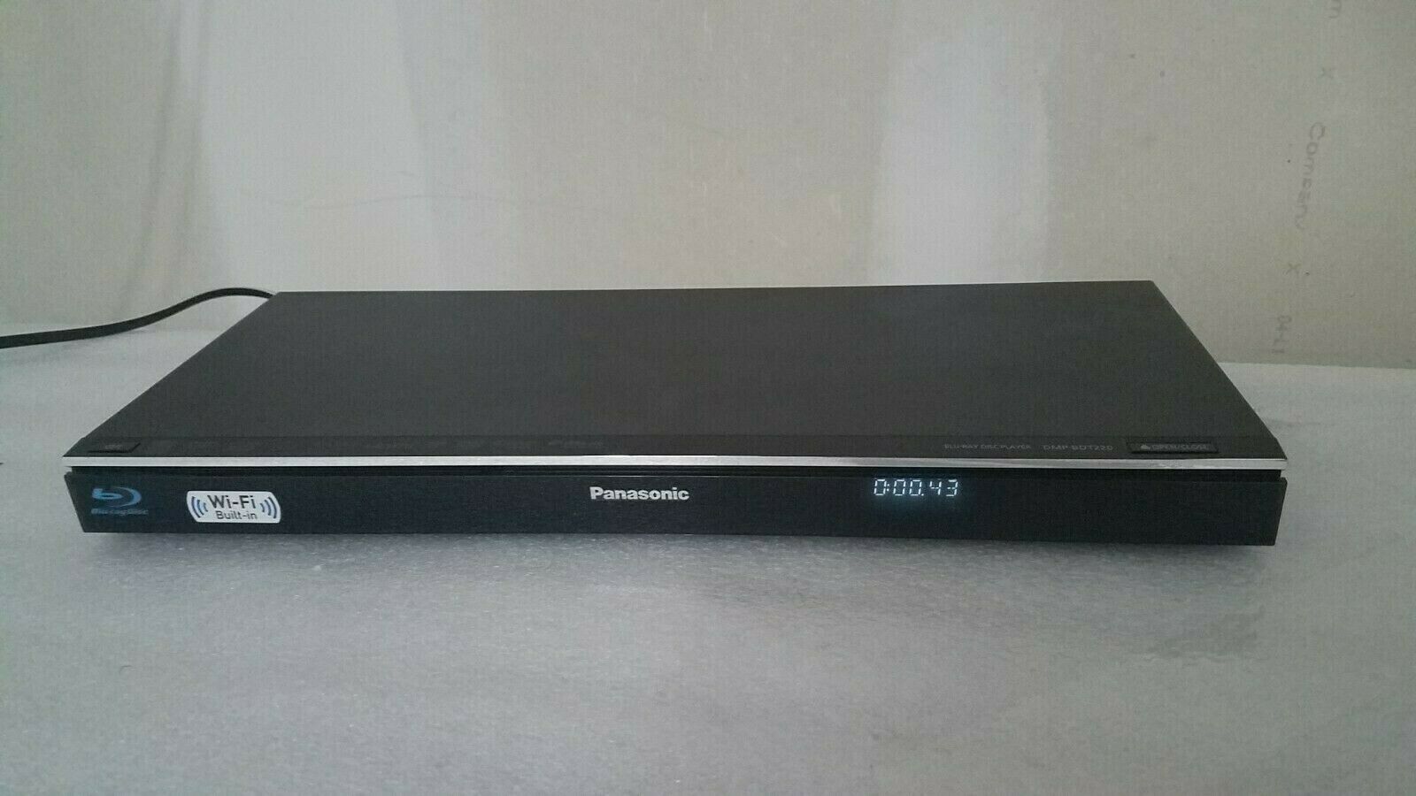 ⭐Panasonic 3D DVD Bluray Player HDMI LAN WiFi Skype Fast Boot/Load DMP-BDT220⭐
